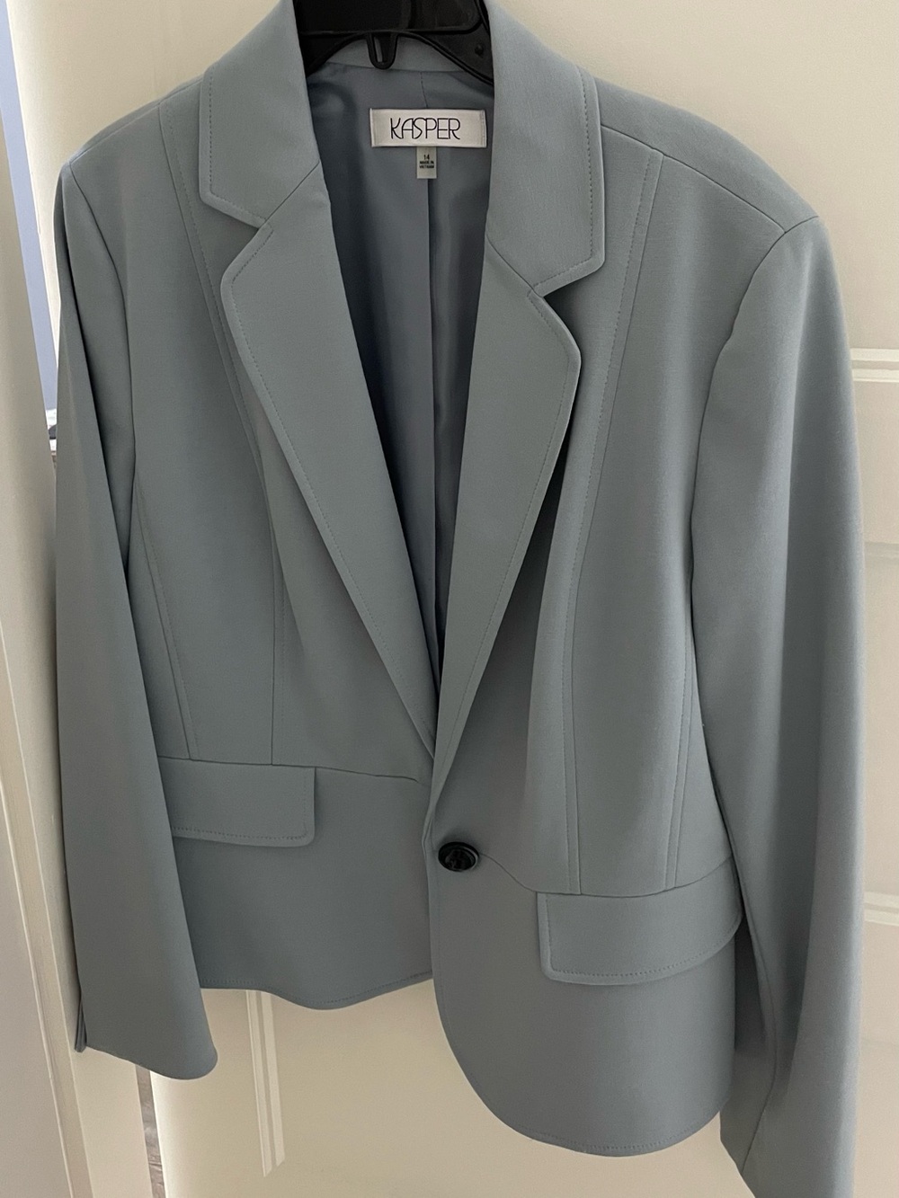 Kasper Women's Pale Blue Tailored Single-Button Blazer